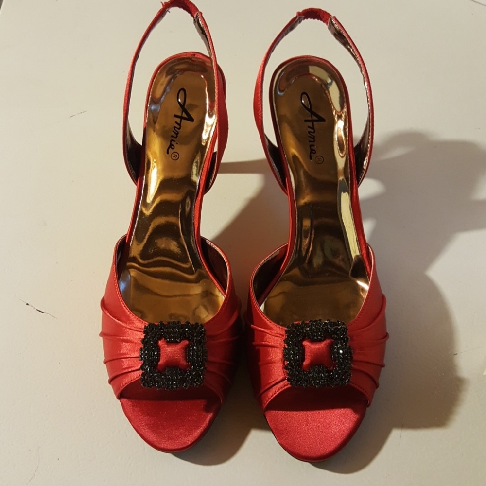 Annie's Red Satin Lara Heels Size US 11M